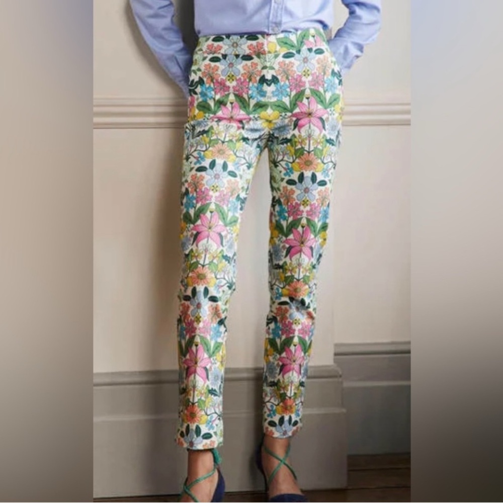 Boden Cropped Floral Print Pants